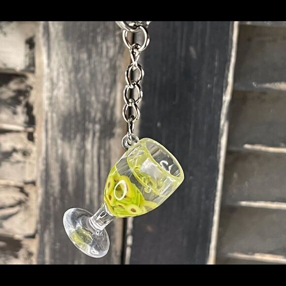 Avocado Goblet Keychain  - Picture 3 of 4